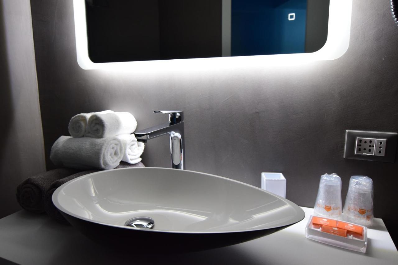 Hotel Fiume Genoa