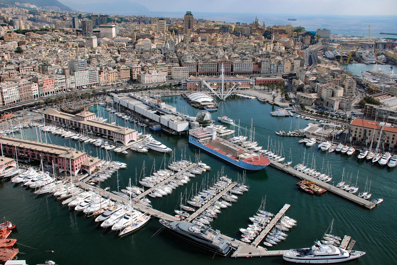 Fiume 2* Genua